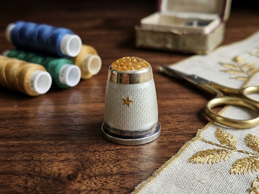 Vintage STERLING Guilloche Sewing Thimble White Stars Amber Glass Top GERMANY